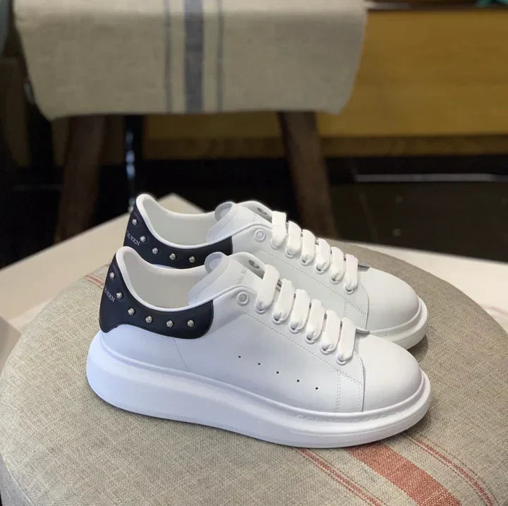 ALEXANDER MCQUEEN NERE E BIANCHE CON PUNTINE