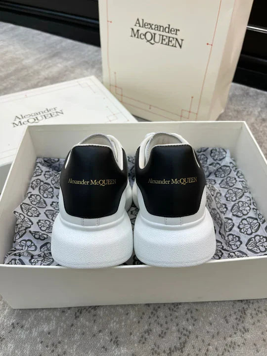 ALEXANDER MCQUEEN BASIC NERA E BIANCA