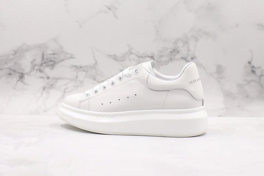 ALEXANDER MCQUEEN TOTAL WHITE