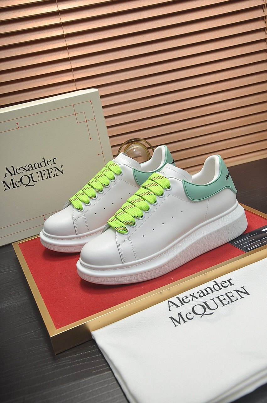 ALEXANDER MCQUEEN RETRO AZZURRO CON LACCI VERDI